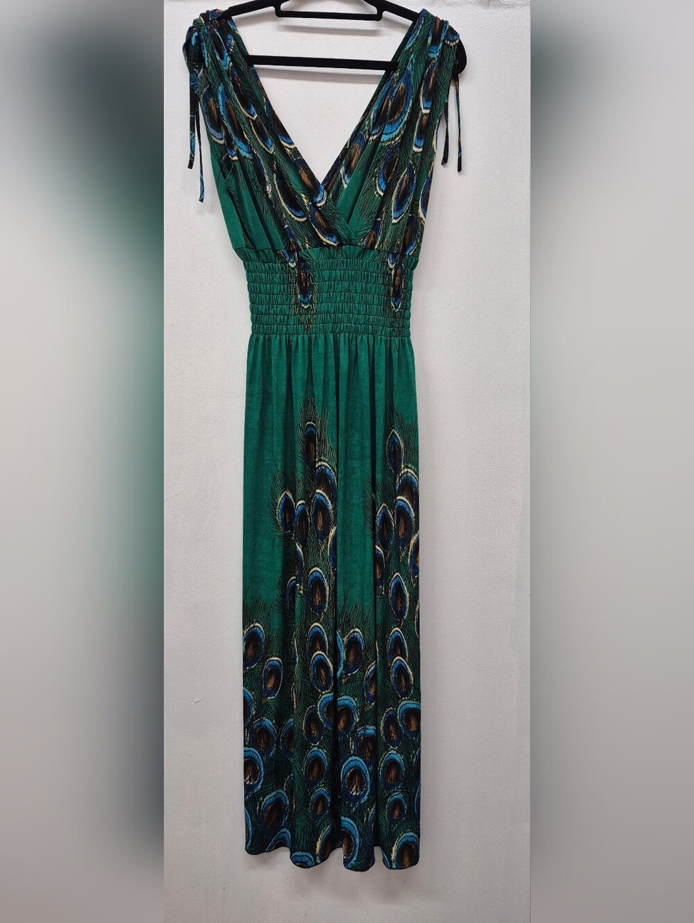 🌼5/$20 Green Peacock-Print Smocked Maxi Dress